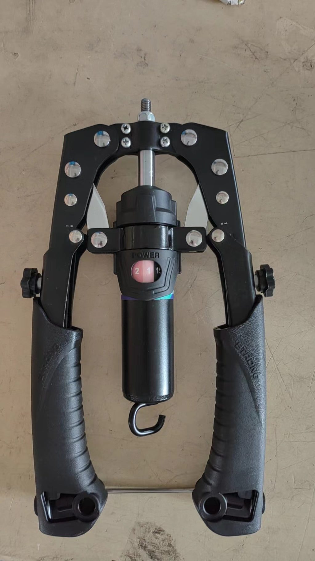 Adjustable Hydraulic Arm Chest Fitness Trainer