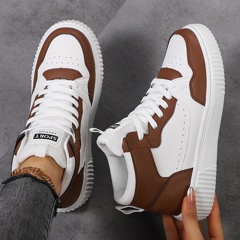 Soft-soled comfortable casual sports sneakers