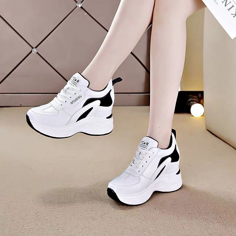 Women's Casual Platform Sneakers with Height Increasing Design