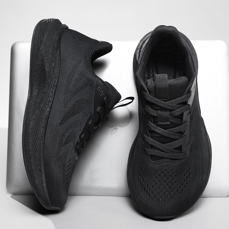 Wide-toe breathable sports shoes