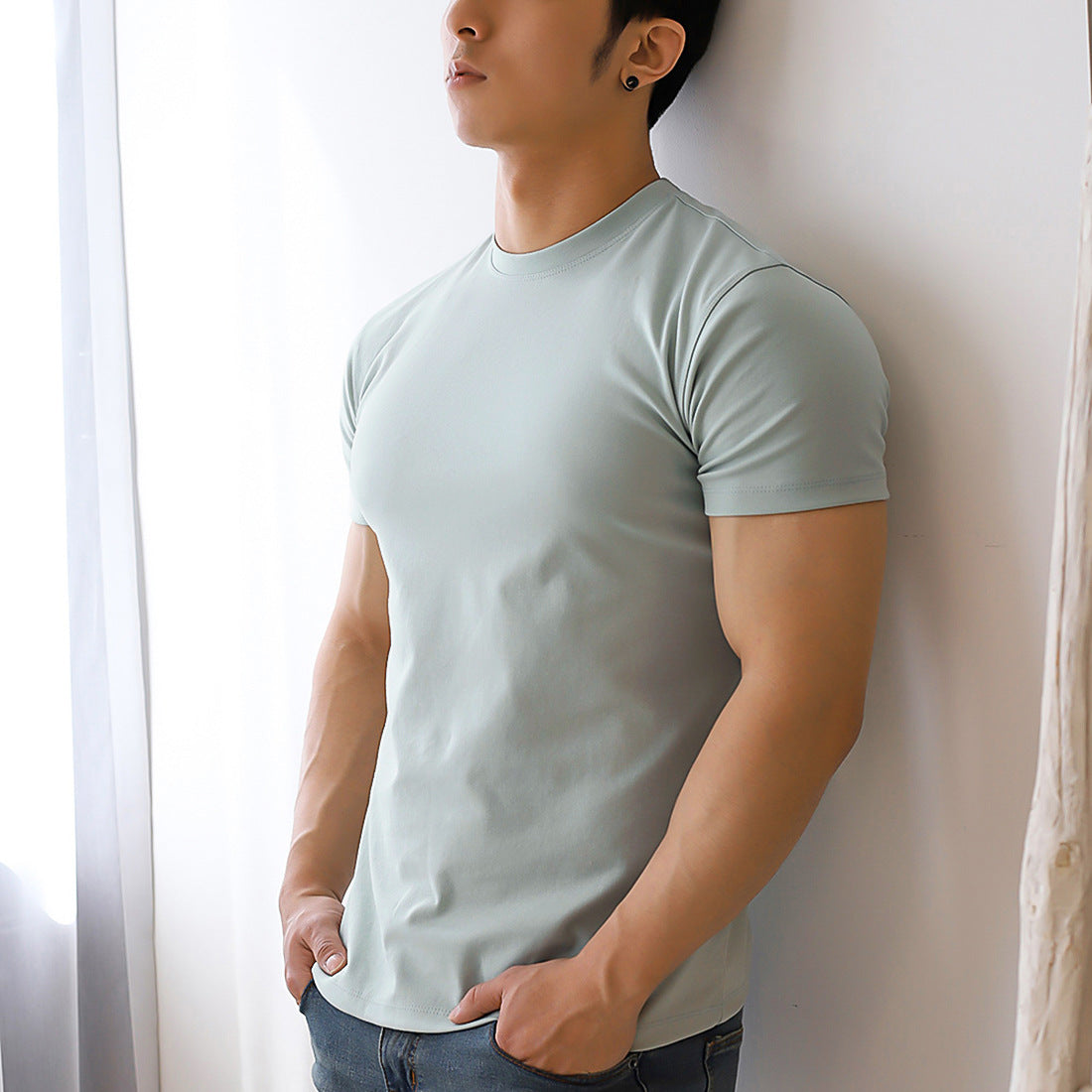 Slim-fit Sports Short-sleeved