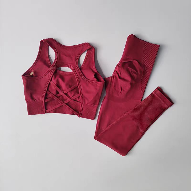 Seamless Sports Suit with Built-In Bra