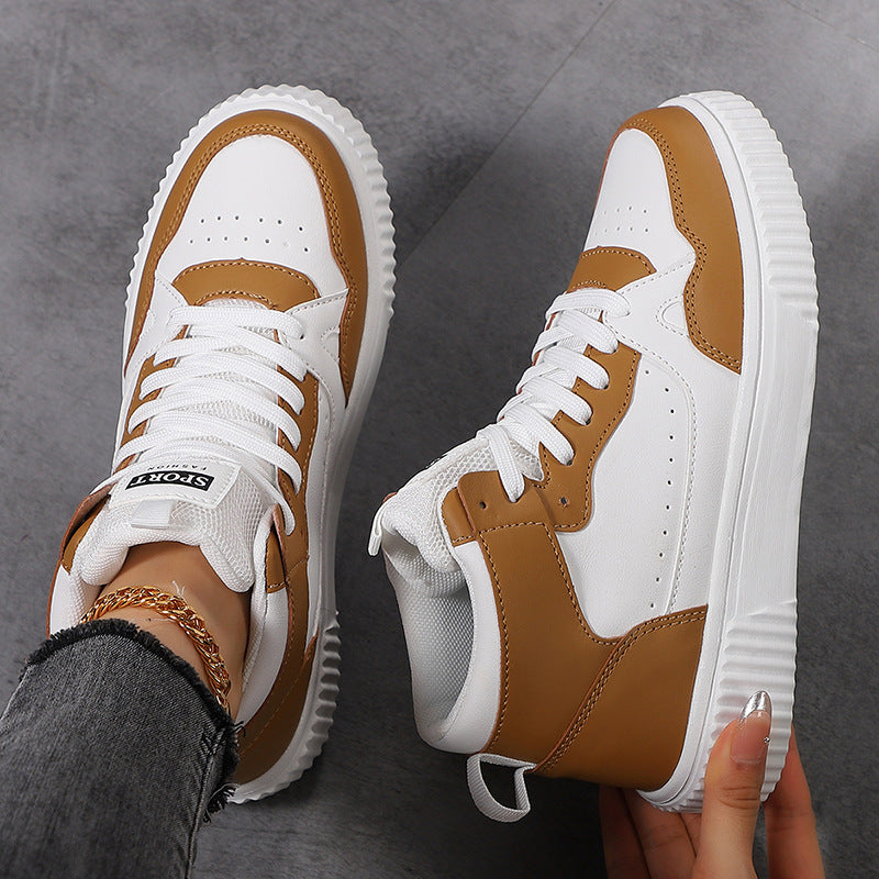 Soft-soled comfortable casual sports sneakers