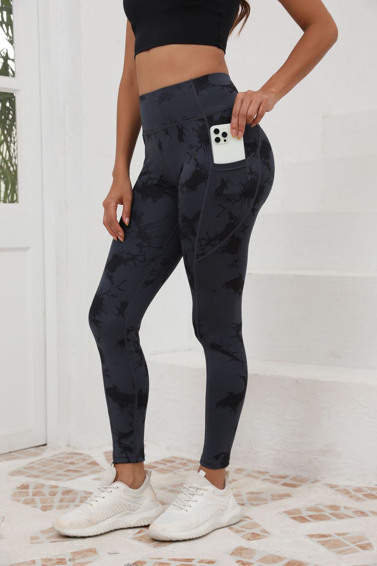 High-waisted yoga pants