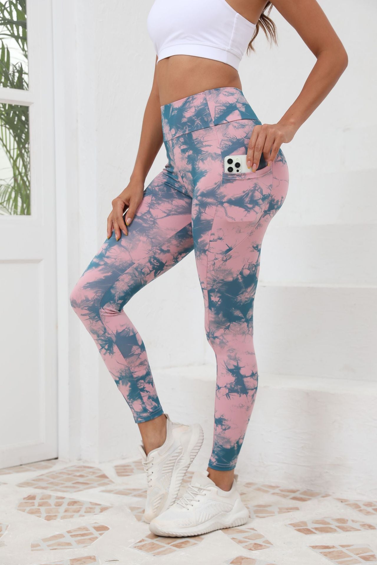 High-waisted yoga pants